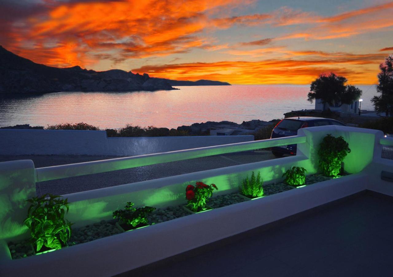 Seashell Mandrakia Sea View Villa Exterior photo